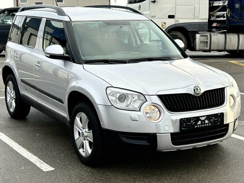 Фотография 1 - Skoda Yeti 2012 г Внедорожник / Кроссовер