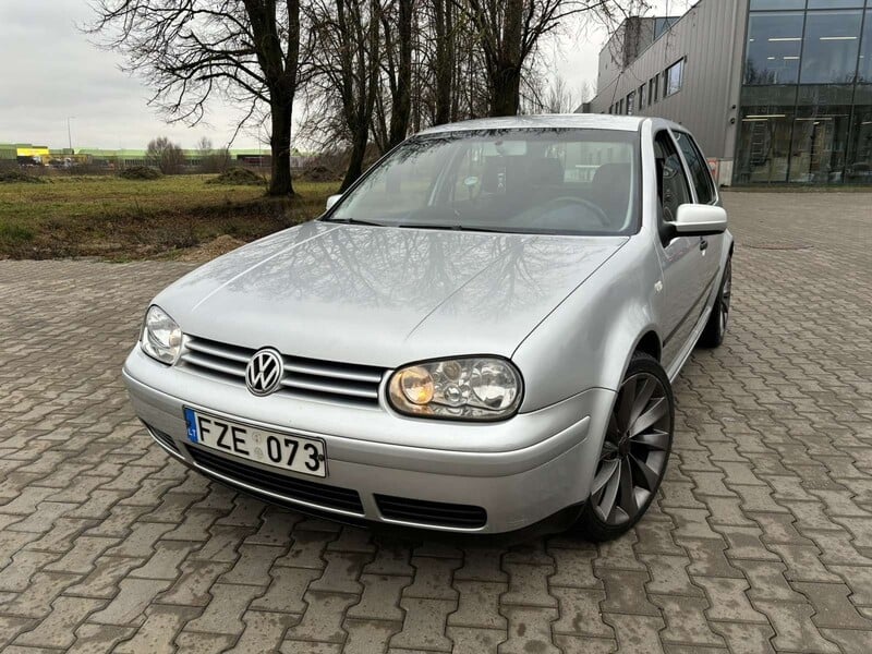 Фотография 3 - Volkswagen Golf IV 2003 г