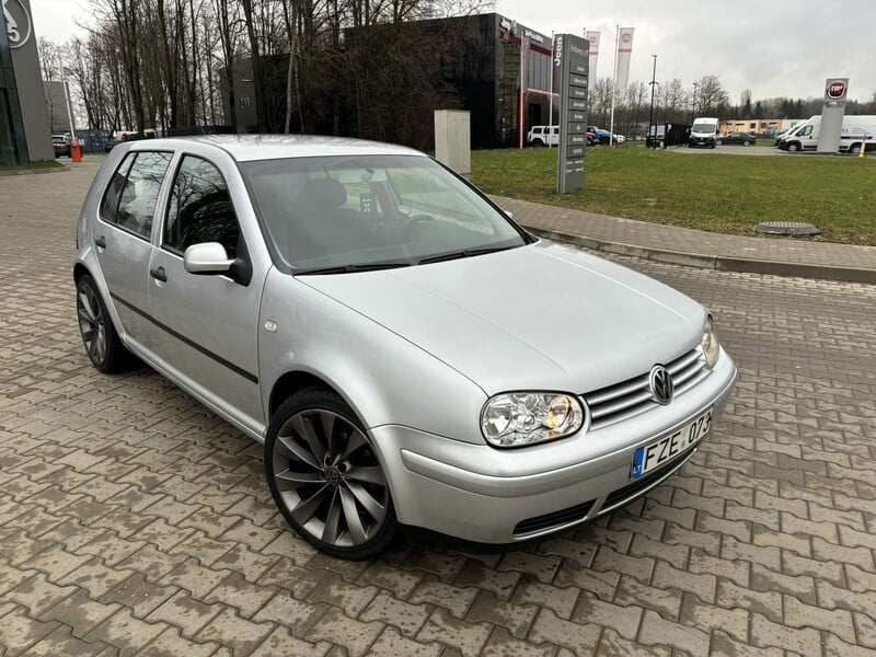 Фотография 5 - Volkswagen Golf IV 2003 г