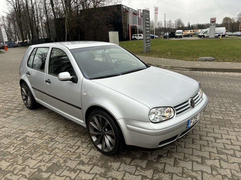 Фотография 7 - Volkswagen Golf IV 2003 г