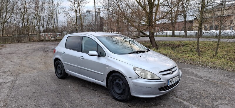 Photo 3 - Peugeot 307 2001 y Hatchback