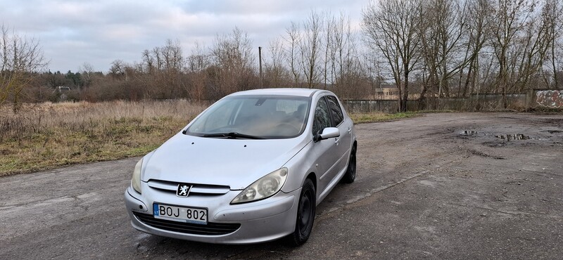 Photo 4 - Peugeot 307 2001 y Hatchback