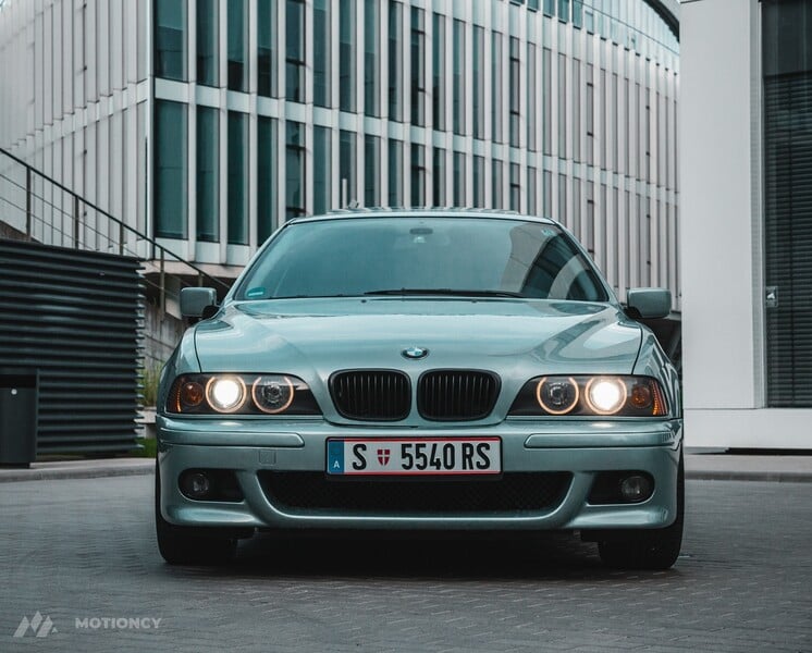 Photo 2 - Bmw 540 E39 V8 1998 y