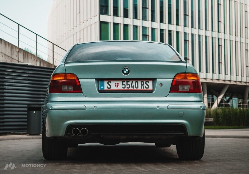 Photo 3 - Bmw 540 E39 V8 1998 y