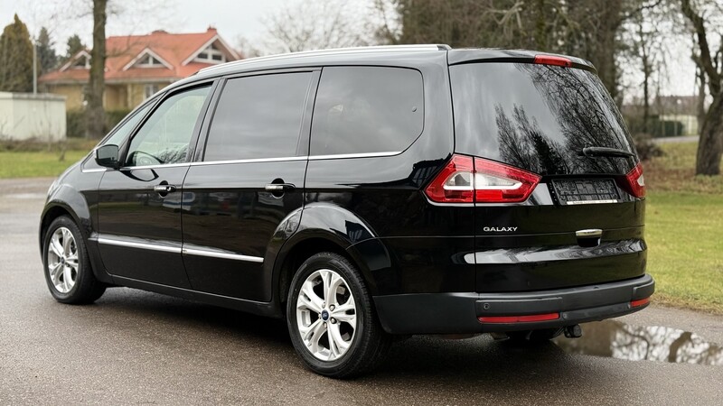 Photo 5 - Ford Galaxy 2011 y Van