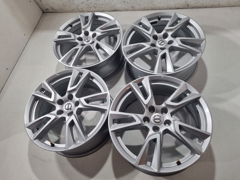 Photo 1 - Volvo XC60 originalūs XC60 light alloy R18 rims