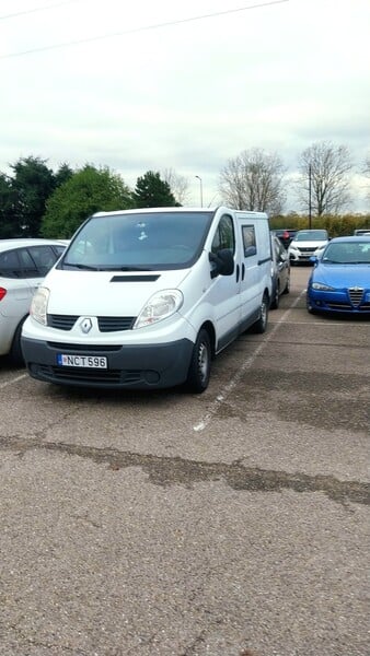 Photo 1 - Renault Trafic 2007 y Heavy minibus