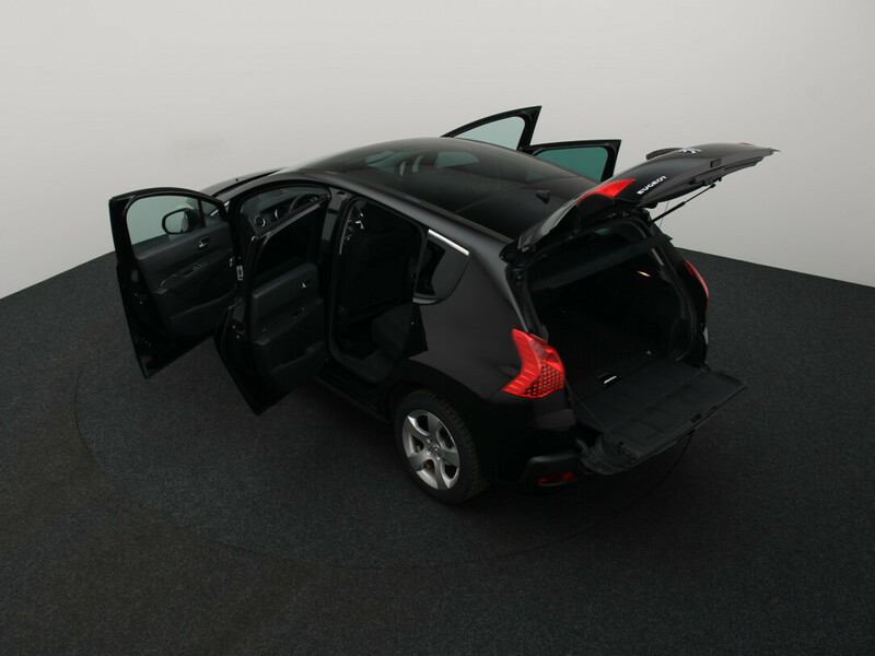 Photo 13 - Peugeot 3008 2010 y Hatchback