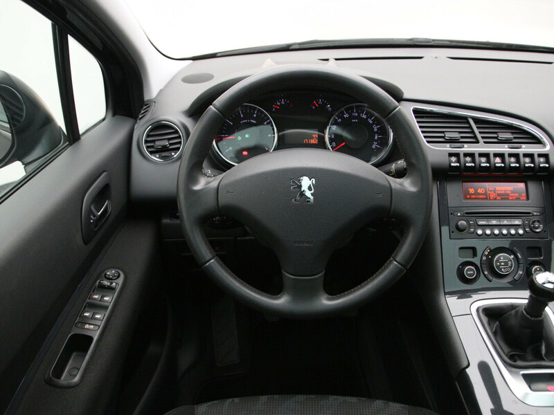 Photo 17 - Peugeot 3008 2010 y Hatchback