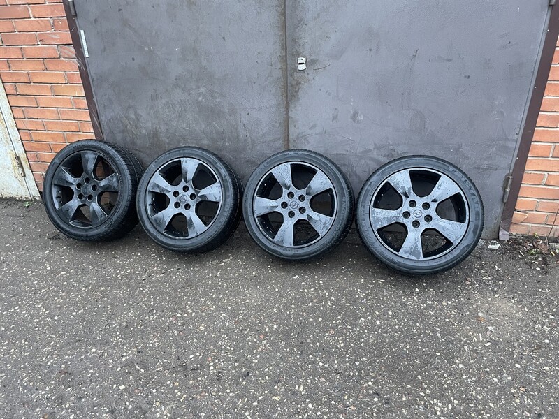 Photo 1 - Light alloy R17 rims