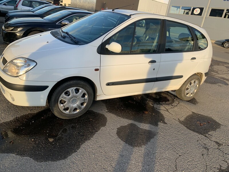 Nuotrauka 2 - Renault Scenic 2000 m Vienatūris