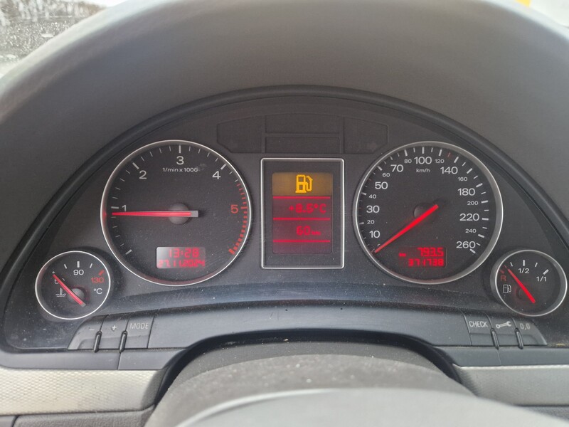 Photo 11 - Audi A4 B6 TDI 2002 y