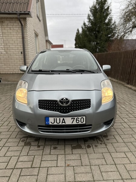 Фотография 9 - Toyota Yaris II 2007 г