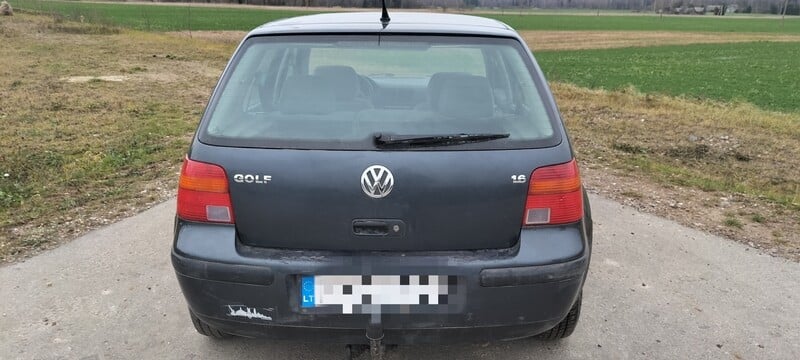 Photo 2 - Volkswagen Golf 1998 y Hatchback