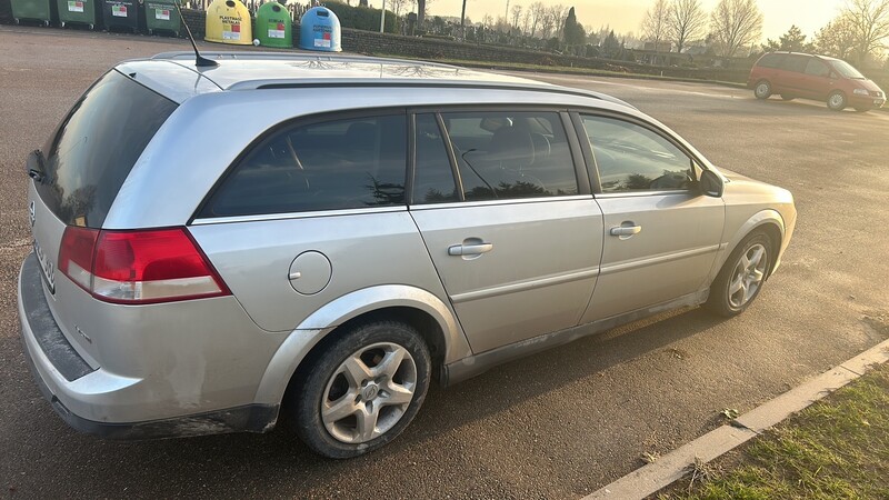 Фотография 2 - Opel Vectra 2006 г Универсал