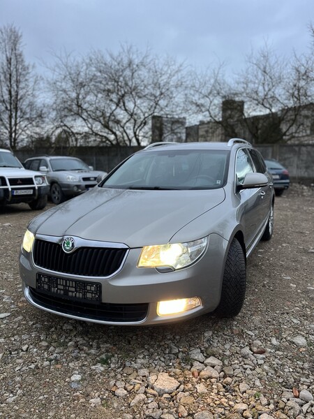 Photo 2 - Skoda Superb TDI 2012 y