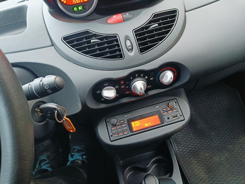 Nuotrauka 10 - Renault Twingo 2012 m Hečbekas