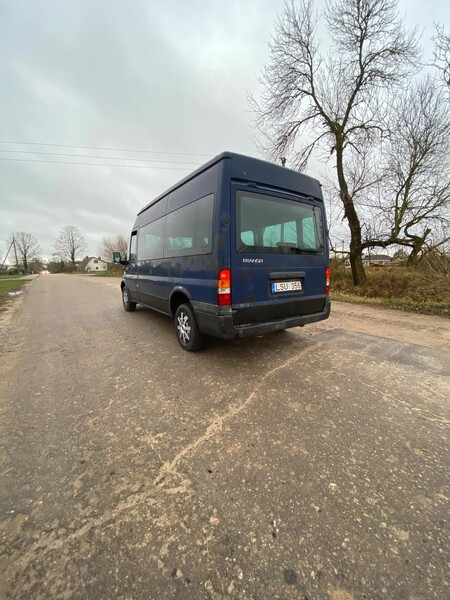 Photo 14 - Ford Transit 2005 y Minibus