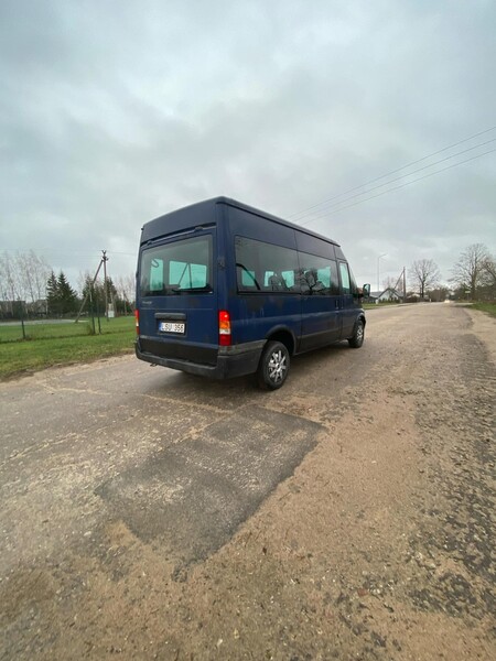 Photo 18 - Ford Transit 2005 y Minibus