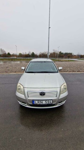 Photo 8 - Toyota Avensis II 2005 y