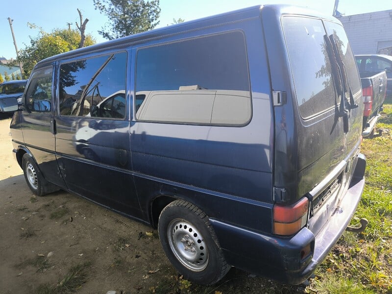 Фотография 5 - Volkswagen Caravelle T4 1999 г