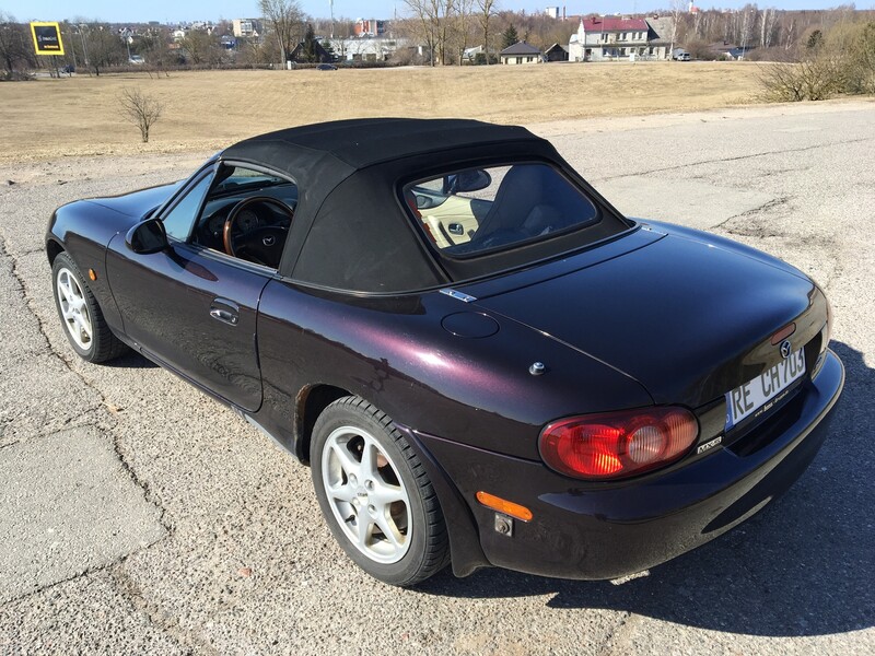 Фотография 7 - Mazda MX-5 black cherry mica SE 2003 г