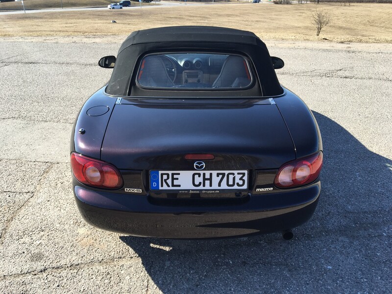 Фотография 8 - Mazda MX-5 black cherry mica SE 2003 г