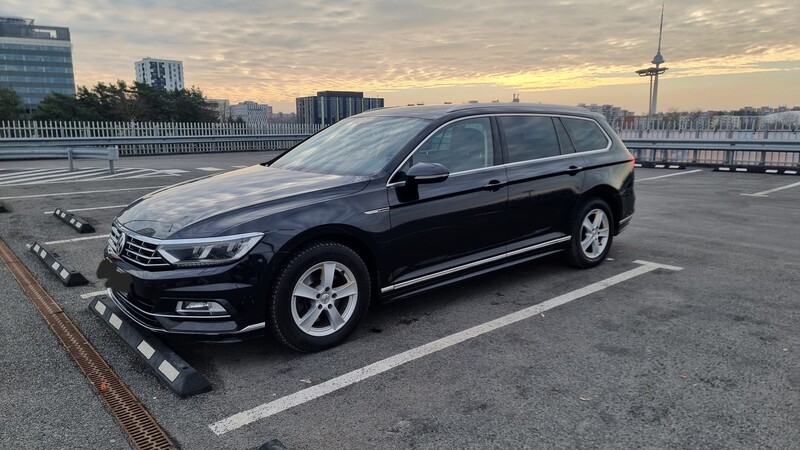 Фотография 1 - Volkswagen Passat 2018 г Универсал