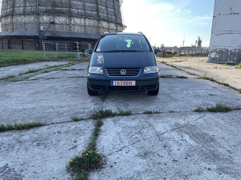 Photo 4 - Volkswagen Sharan 2006 y Van