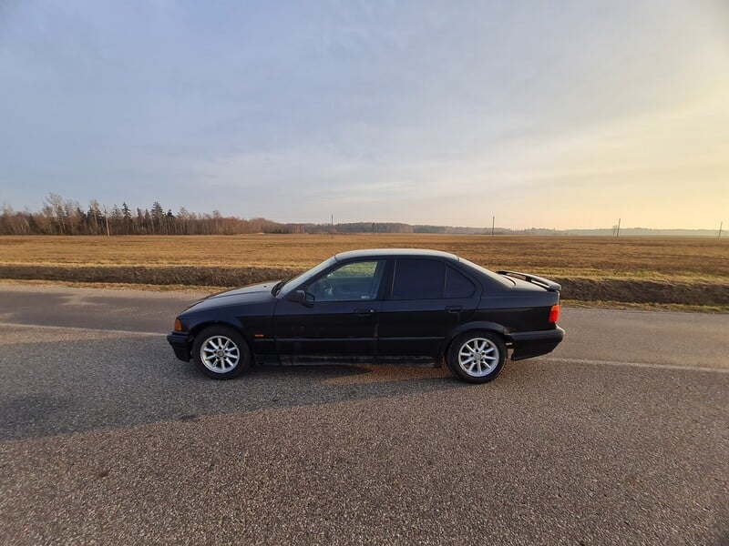 Photo 3 - Bmw 318 TDS 1996 y