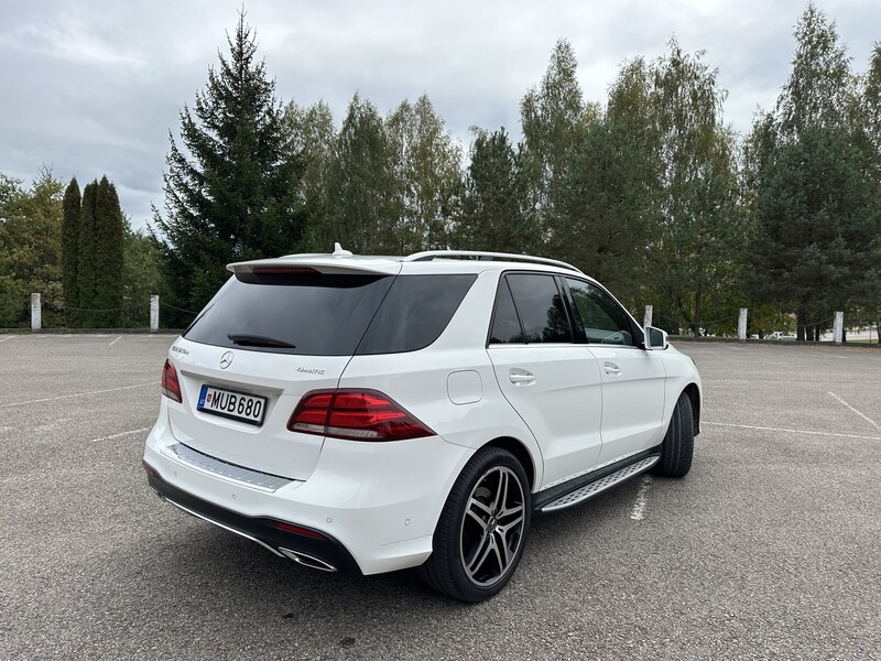 Photo 6 - Mercedes-Benz GLE 350 2018 y Off-road / Crossover