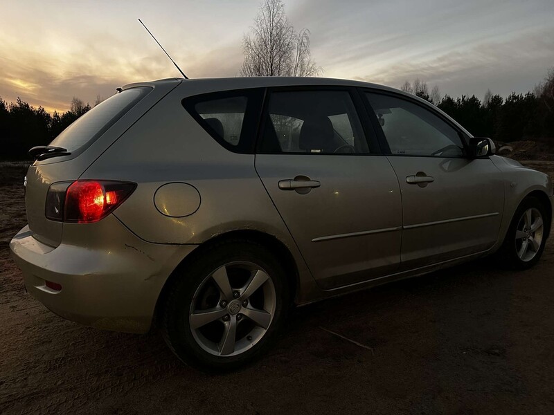 Фотография 6 - Mazda 3 2005 г Хэтчбек