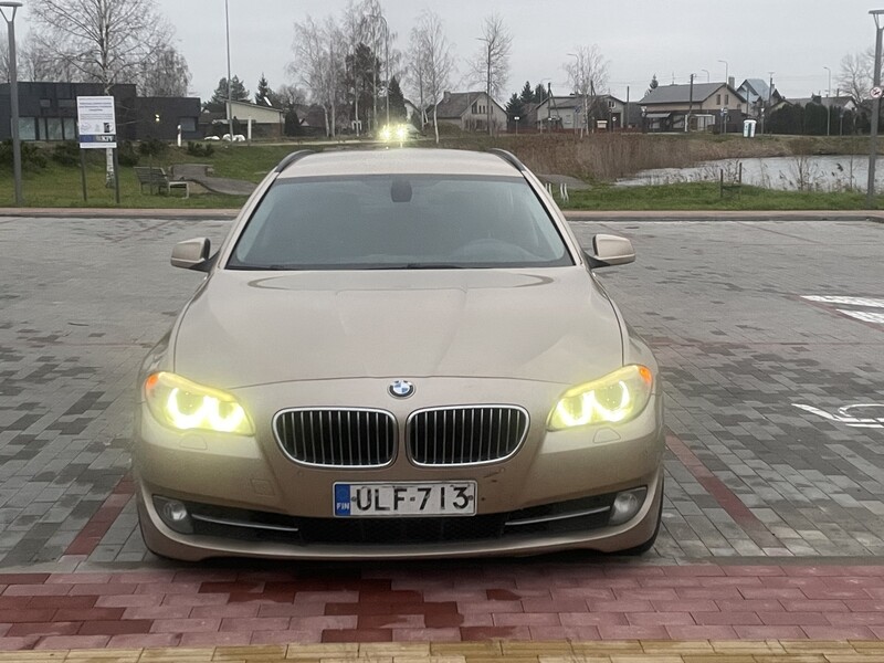 Photo 2 - Bmw 520 2010 y Wagon