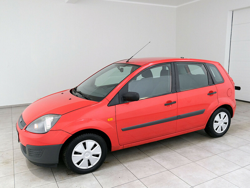 Photo 2 - Ford Fiesta 2006 y Hatchback