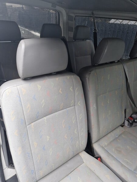 Photo 12 - Volkswagen Transporter 2009 y Minibus