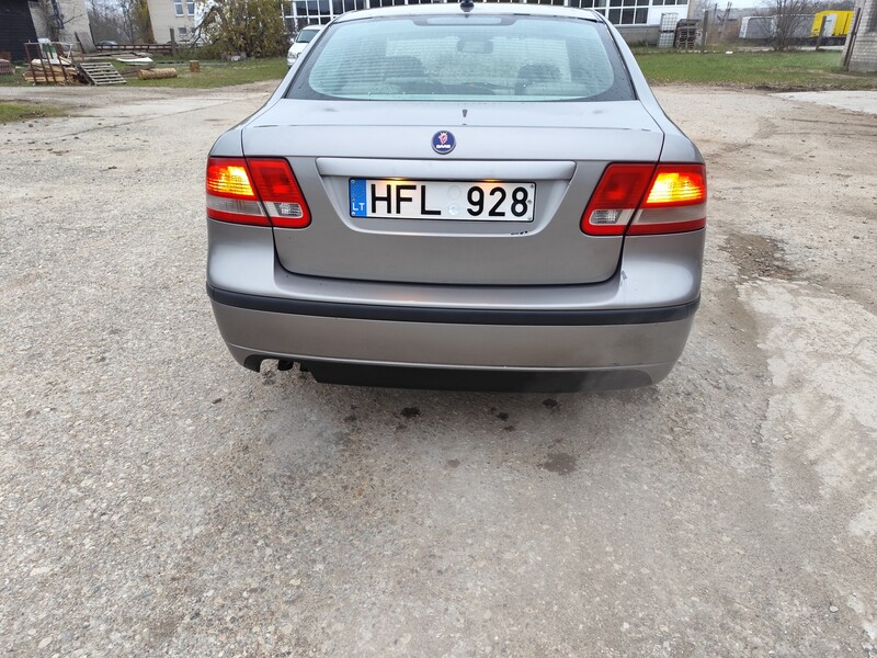 Photo 2 - Saab 9-3 2002 y Sedan