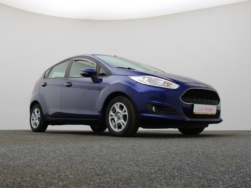 Photo 11 - Ford Fiesta 2016 y Hatchback