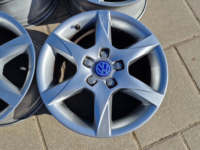 Photo 3 - Volkswagen Passat B8,T-Roc,Golf Passat light alloy R16 rims