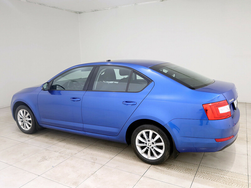 Photo 4 - Skoda Octavia 2013 y Hatchback