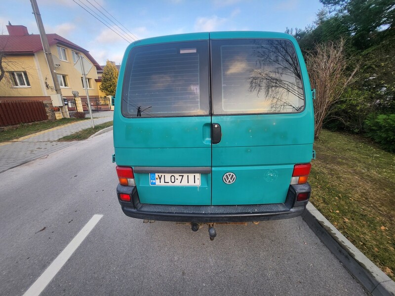 Фотография 4 - Volkswagen Transporter 2001 г Комби микроавтобус