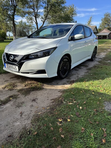 Фотография 4 - Nissan Leaf 2021 г Хэтчбек