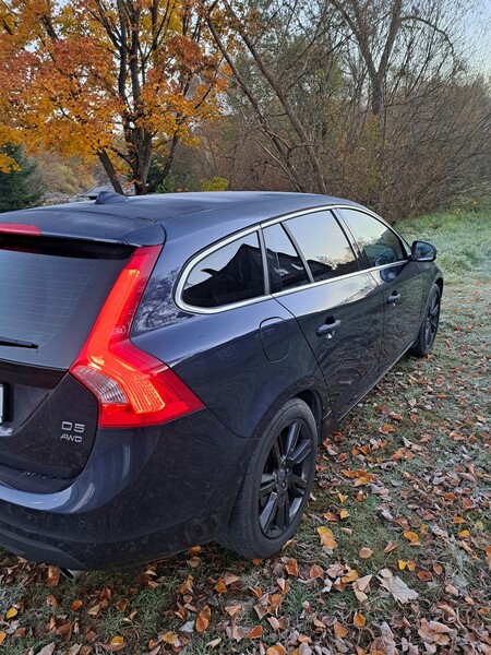 Фотография 6 - Volvo V60 I 2013 г