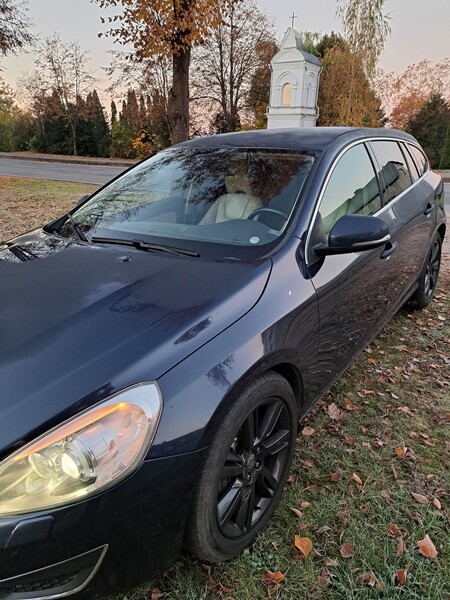 Фотография 8 - Volvo V60 I 2013 г