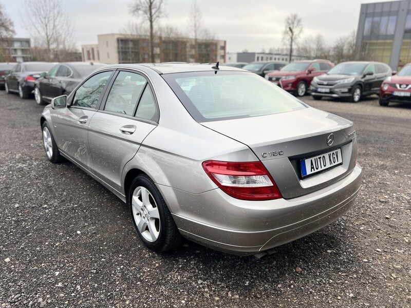 Фотография 5 - Mercedes-Benz C 180 2009 г Седан