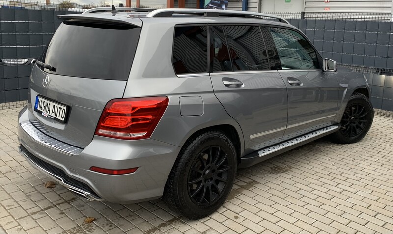 Photo 8 - Mercedes-Benz GLK 350 AMG 2015 y