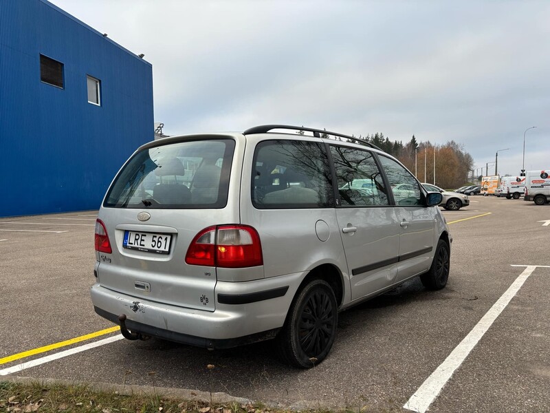 Photo 4 - Ford Galaxy 2003 y Van