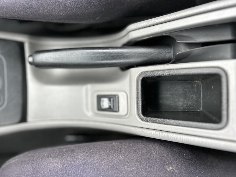 Photo 25 - Subaru Forester 10600 2000 y