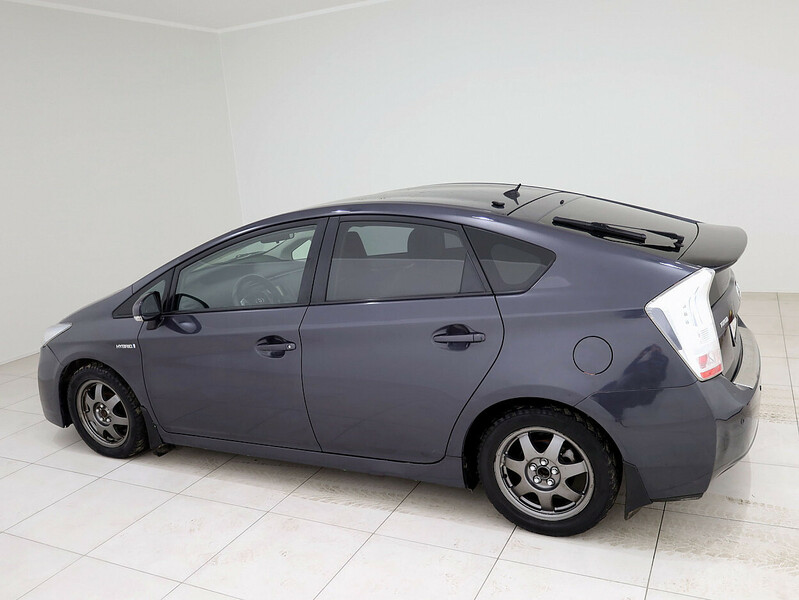 Фотография 4 - Toyota Prius 2010 г Хэтчбек