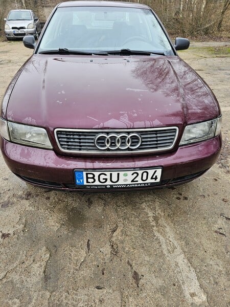 Photo 1 - Audi A4 1997 y Wagon