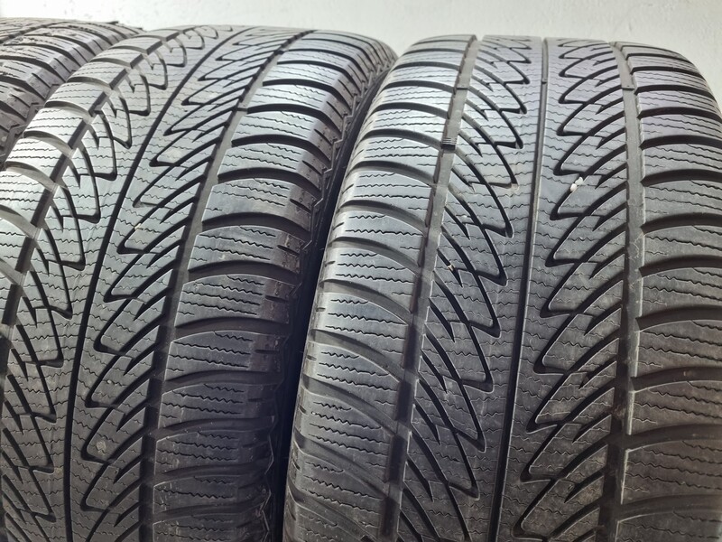 Photo 1 - Goodyear 6mm R20 winter tyres passanger car